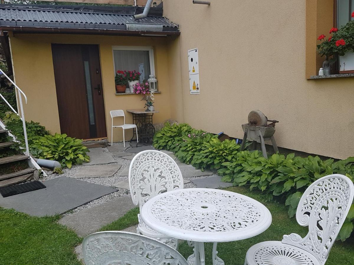 Wczasowisko Karola Apartamento Lubomierz  Habitación foto